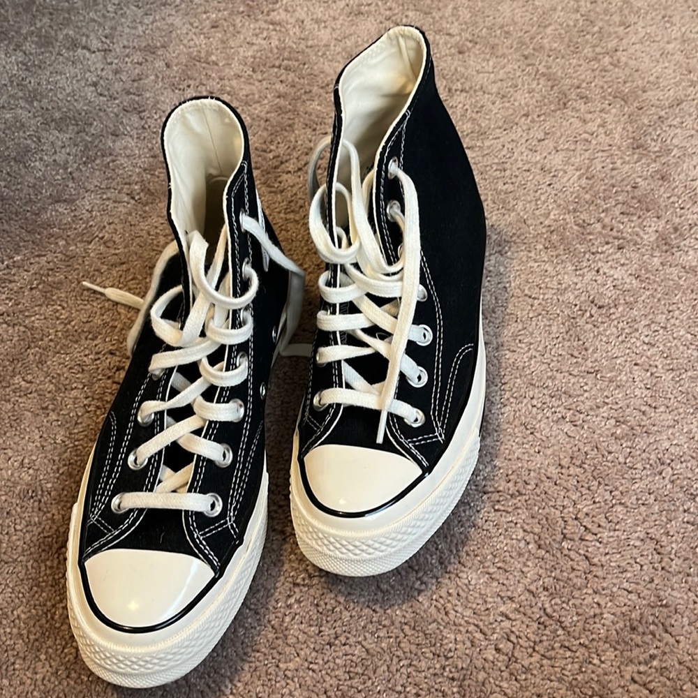 New black converse high tops size 7